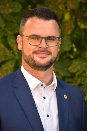 Tino Schomann